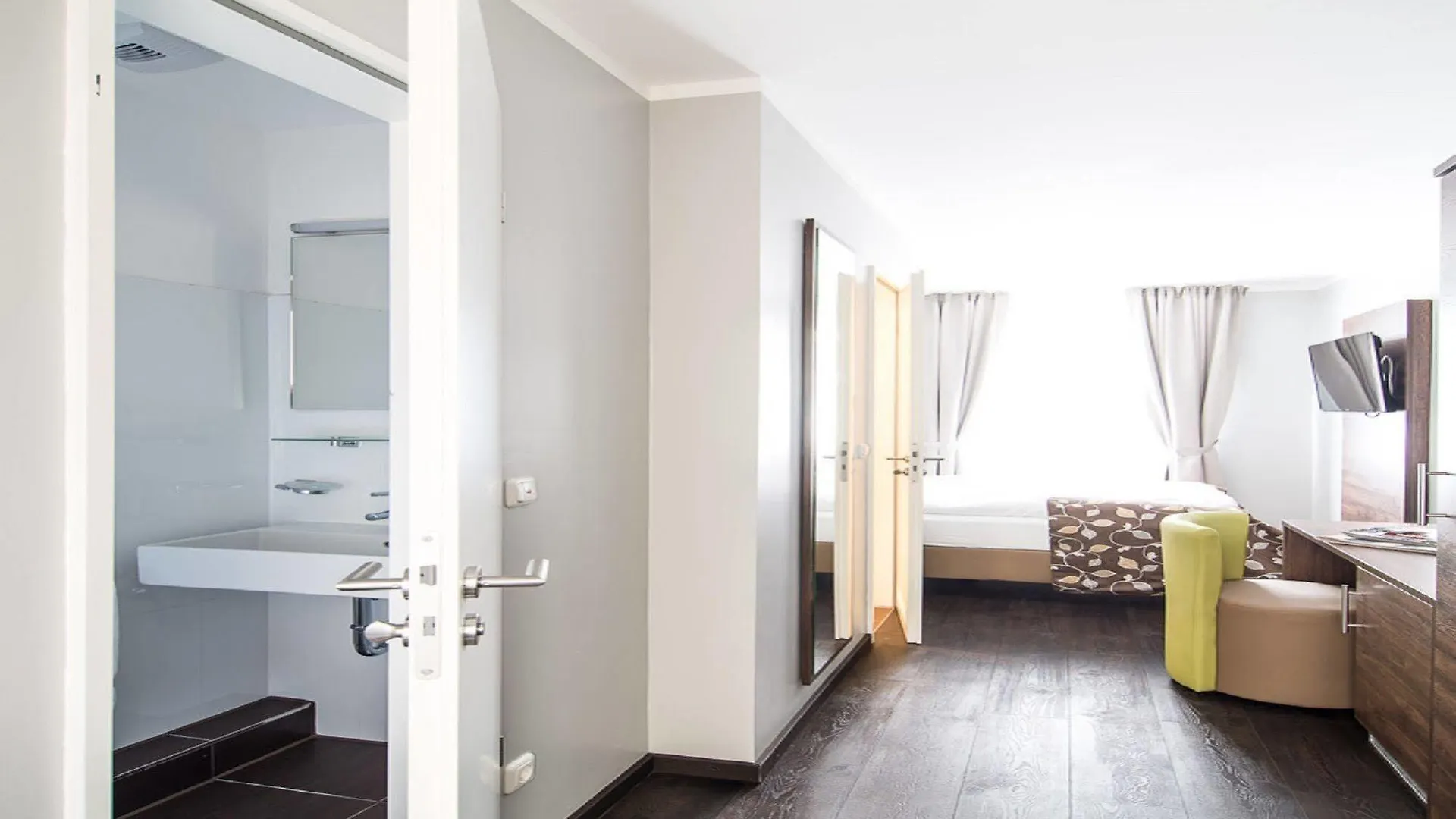 BATU Apart Hotel München